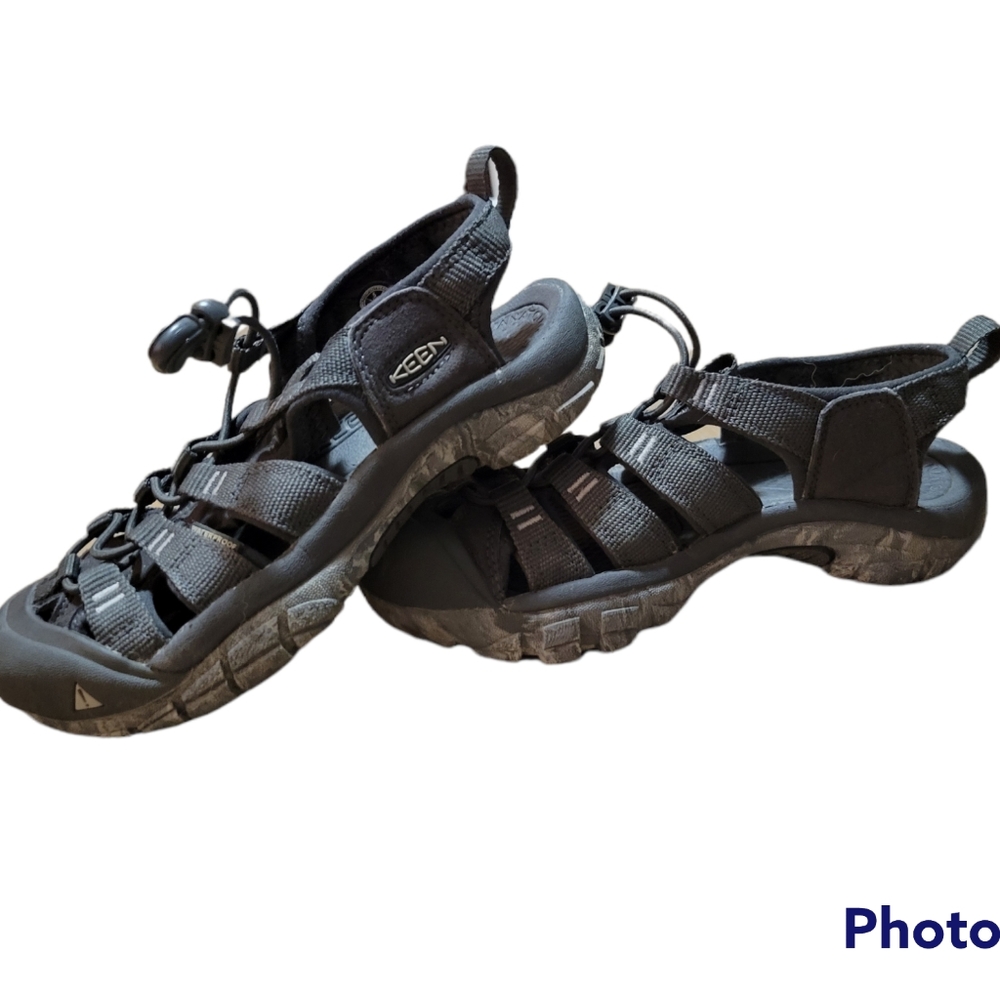 Keen Outdoors Shoes Kids Boys Size 5 Big Boy Kid Grey